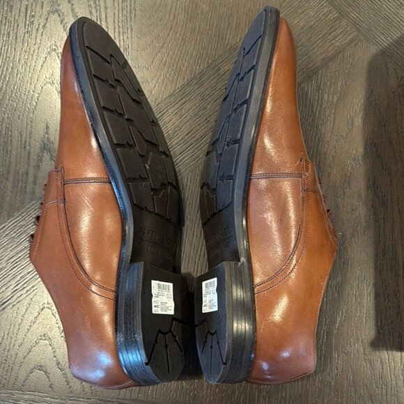 Clarks Leather Oxford Dress Shoe - Picture 5 of 7